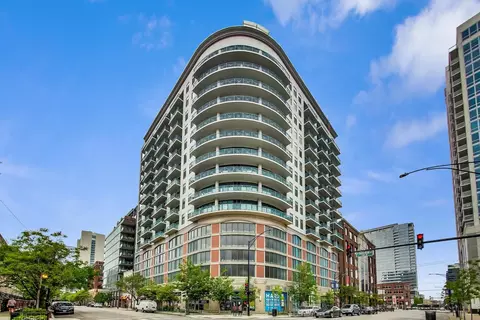 340 W Superior St #1602, Chicago, IL 60654