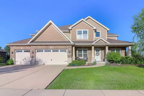 12911 Mayfair Dr, Lemont, IL 60439