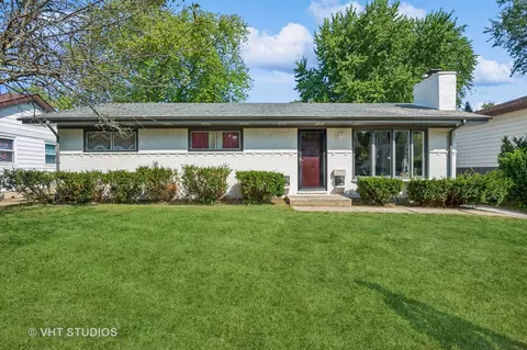1304 Wilson Ct, Zion, IL 60099