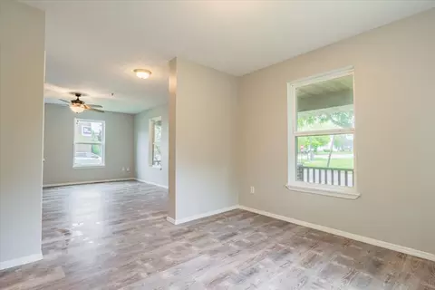 701 S Fell Ave, Normal, IL 61761 photo 10