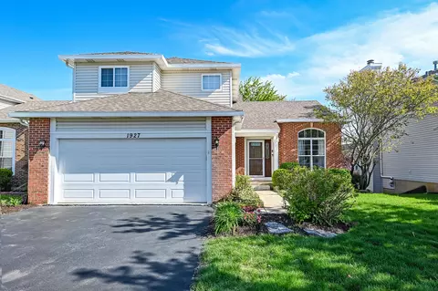 1927 Nutmeg Ln, Naperville, IL 60565