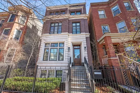 3735 N Greenview Ave, Chicago, IL 60613