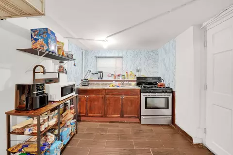 6022 S Artesian Ave, Chicago, IL 60629 photo 26