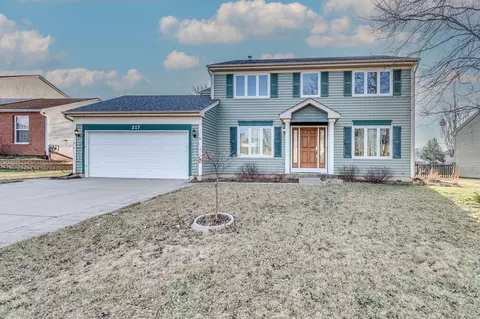 217 Hackberry Dr, Streamwood, IL 60107