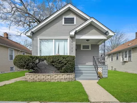 15122 Ashland Ave S, Harvey, IL 60426