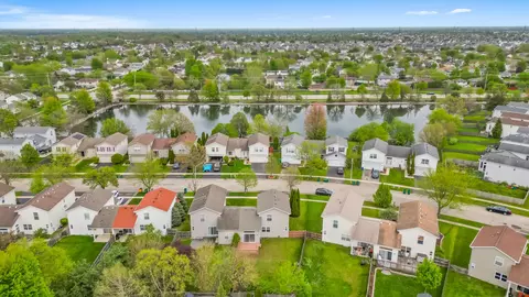 View/Area - 2205 Henning Pl, Plainfield, IL 60586 photo 4 of 4