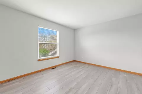 Bedroom - 2205 Henning Pl, Plainfield, IL 60586 photo 3 of 4