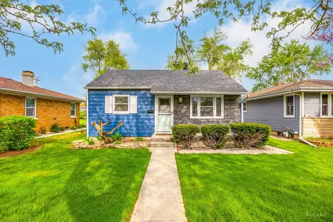 12 S Reedwood Dr, Joliet, IL 60436