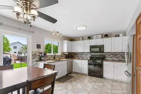 Kitchen - 4305 Anthony Ln, Plainfield, IL 60586 photo 1 of 2
