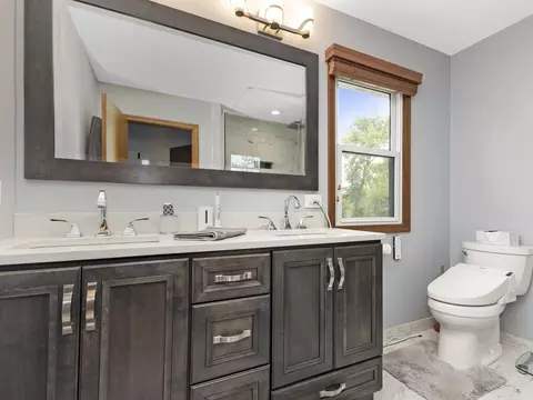 848 Braintree Ln, Bartlett, IL 60103 photo 14
