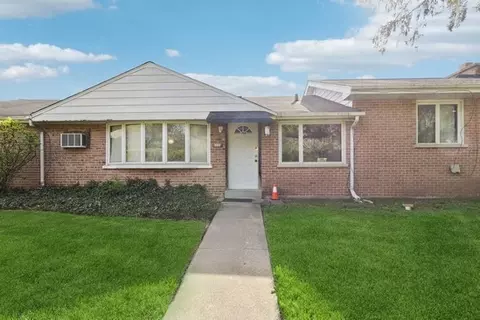 Other - 2104 S River Rd, Des Plaines, IL 60018 photo 2 of 7