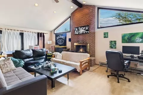 Living - 2104 S River Rd, Des Plaines, IL 60018 photo 1 of 3