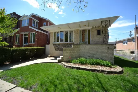 2820 S Shields Ave, Chicago, IL 60616 photo 1