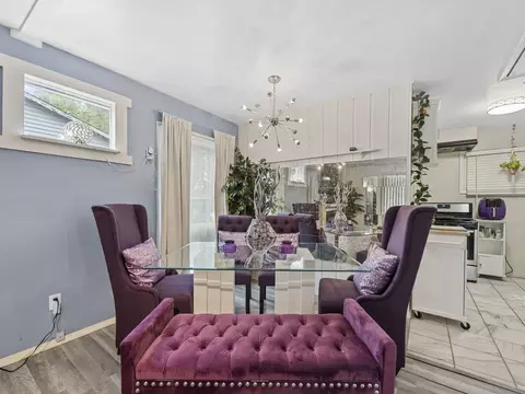 Dining - 1967 E Spruce St, Kankakee, IL 60901 photo 1 of 2