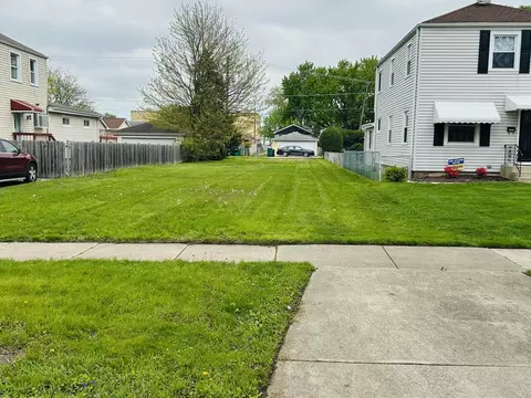 3913 Home Ave, Stickney, IL 60402