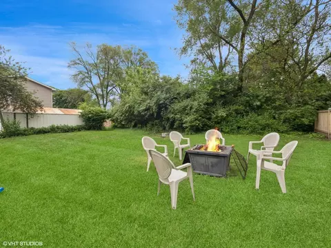 1345 Winaki Trl, Algonquin, IL 60102 photo 18