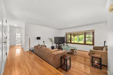 Entry Way - 800 Bryn Mawr Ave, Bartlett, IL 60103 photo 1 of 1