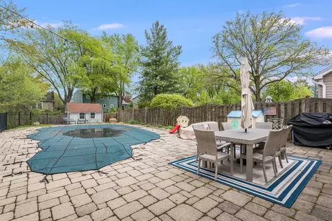 Exterior - 1617 Orth Dr, Wheaton, IL 60189 photo 3 of 8