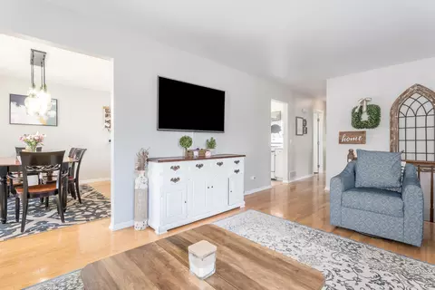 Other - 1617 Orth Dr, Wheaton, IL 60189 photo 1 of 6