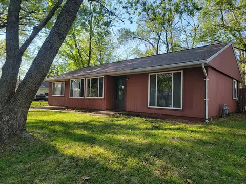 3320 Kimberly Dr, Champaign, IL 61821 photo 3