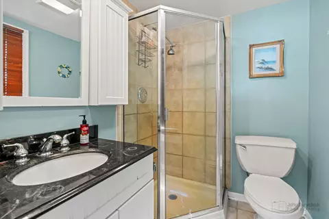 1307 Tower Ln, Cary, IL 60013 photo 9