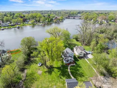 1307 Tower Ln, Cary, IL 60013 photo 17