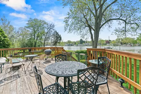 1307 Tower Ln, Cary, IL 60013 photo 12