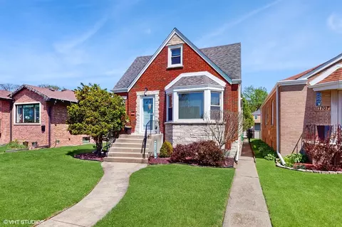 1709 N 76th Ave, Elmwood Park, IL 60707