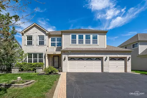 5912 Mackinac Ln, Hoffman Estates, IL 60192