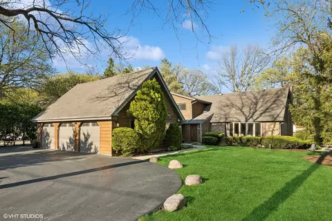 2145 S Meacham Rd, Palatine, IL 60067