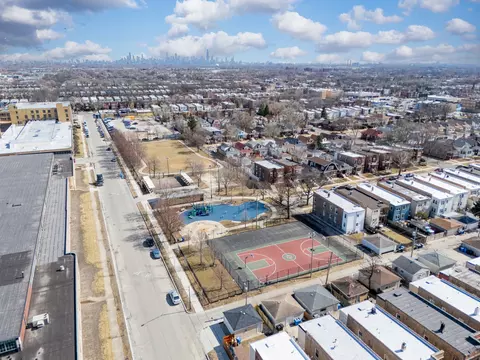 View/Area - Undisclosed, Chicago, IL 60639 photo 4 of 5