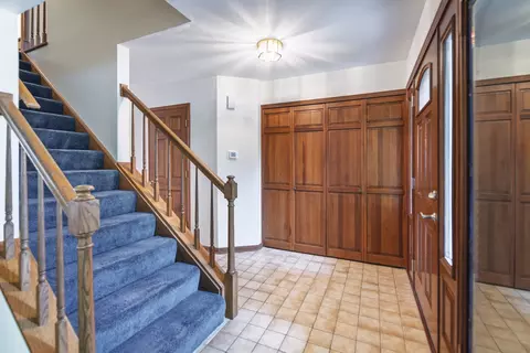 Entry Way - 1494 Applegate Dr, Naperville, IL 60565 photo 3 of 3