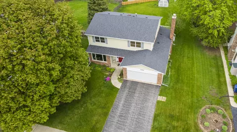 View/Area - 1494 Applegate Dr, Naperville, IL 60565 photo 1 of 6