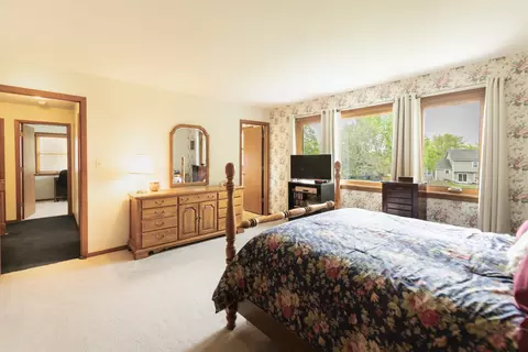 Bedroom - 1494 Applegate Dr, Naperville, IL 60565 photo 1 of 2