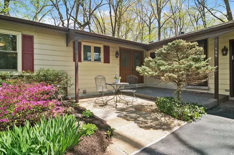 159 E Forest Ln, Palatine, IL 60067 photo 2