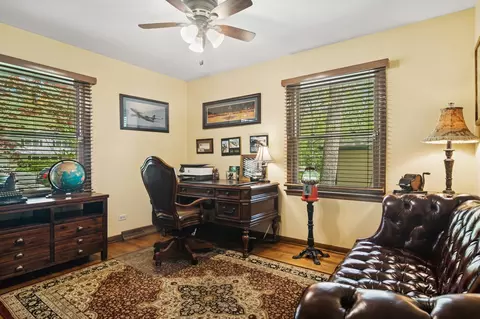 159 E Forest Ln, Palatine, IL 60067 photo 20