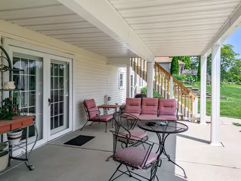 12581 Greensview Dr, Roscoe, IL 61073 photo 14