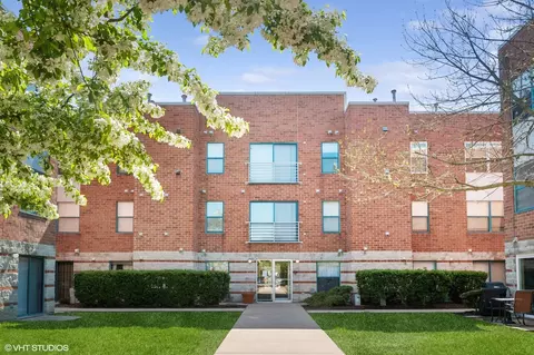 3255 Kirchoff Rd #305, Rolling Meadows, IL 60008