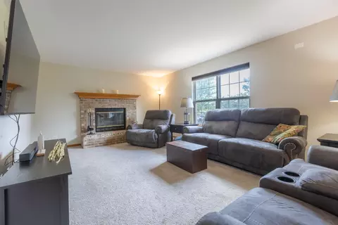 Living - 7509 Rosewind Dr, Plainfield, IL 60586 photo 2 of 2