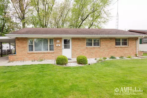 209 Sycamore St, Momence, IL 60954