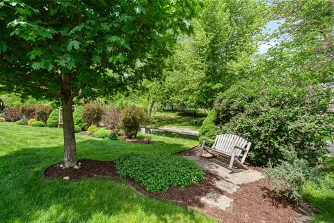24210 Apple Creek Ln, Plainfield, IL 60586 photo 3