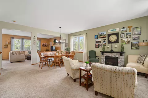 24210 Apple Creek Ln, Plainfield, IL 60586 photo 5