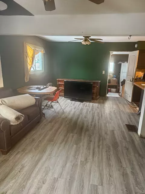 205 W Shellhammer St, Harmon, IL 61042 photo 5