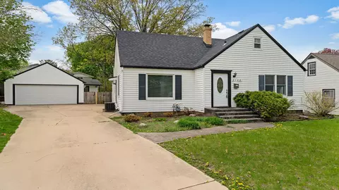 2108 Idaho Pkwy, Rockford, IL 61108