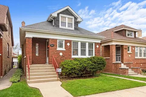 4444 N Mason Ave, Chicago, IL 60630