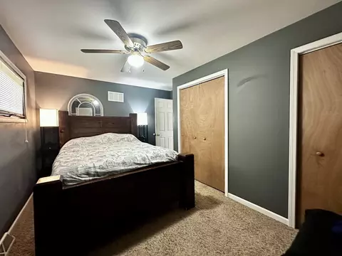 1104 E Jefferson St, Clinton, IL 61727 photo 9