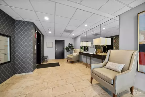 100 N Gary Ave #308, Wheaton, IL 60187 photo 17