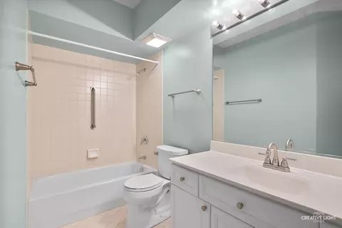 100 N Gary Ave #308, Wheaton, IL 60187 photo 11