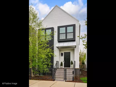3702 N Milwaukee Ave, Chicago, IL 60641