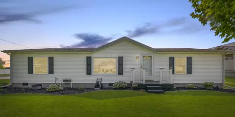 204 N Main St, Gifford, IL 61847